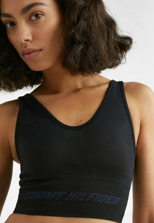 Tommy Hilfiger MID INTENSITY SHINY SEAMLESS  Sports bra black MID INTENSITY SHINY SEAMLESS Спортивный бюстгальтер черный