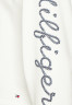 Tommy Hilfiger ROPE PUFF PRINT Sweatshirt ecru ПРИНТ ROPE PUFF Толстовка экрю