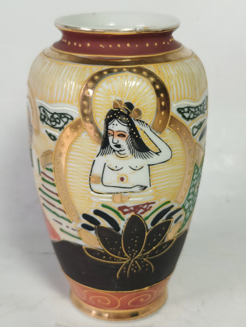 Ваза винтажная Japan Foreign малая в традиционном японском стиле, в оранжево-коричневых тонах, фарфор, 13 см, Япония, 1960-70гг.