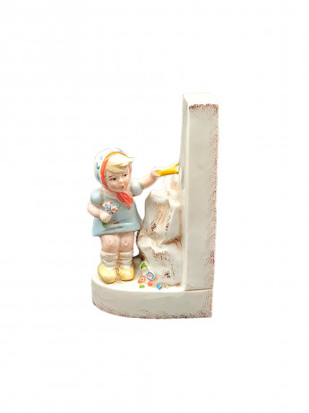 Статуэтка винтажная German Porcelain "Девочка с букетиком цветов", фарфор, 13 см, Германия, 1960-70гг.