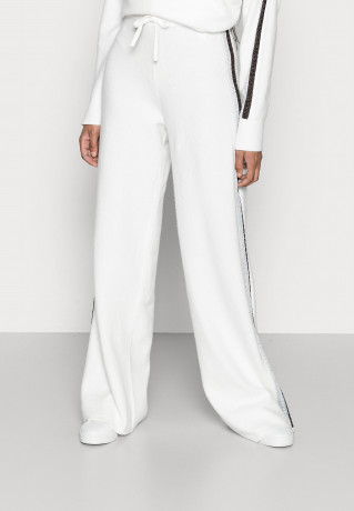 Tommy Hilfiger FLEX WIDE LEG PANT Tracksuit bottoms ecru FLEX WIDE LEG PANT Брюки от спортивного костюма экрю