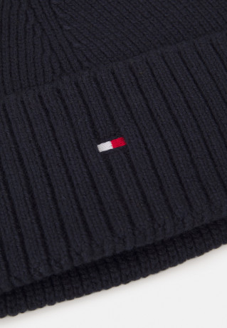 Tommy Hilfiger FLAG SHORT Beanie space blue ФЛАГ КОРОТКИЙ Шапочка космический синий