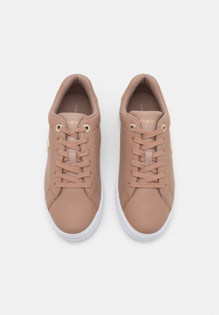 Tommy Hilfiger COURT  Trainers sand КОРТ Тренеры песок