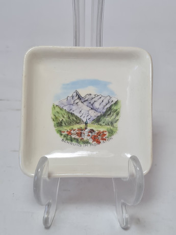 Пепельница винтажная H U Austeria, белый фарфор с изображением Шрунса в Монте-Карло, 8 x 8 x 2 см, Германия, 1960-70гг.