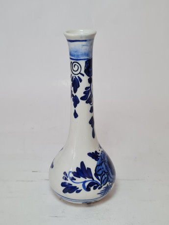 Ваза винтажная Delft Blue, синий цветочный декор, фарфор, 15.5 см, Нидерланды, 1960-70гг.