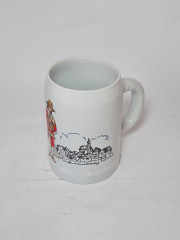 Кружка пивная винтажная Schierling "Охотник с добычей", керамика, 13 см, Германия, 1960-70гг.