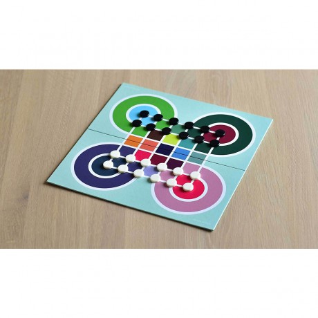 Remember Spiel Surakarta