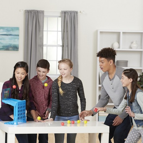 Hasbro 4 gewinnt Action 4 победы