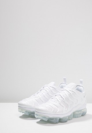 Nike Sportswear AIR VAPORMAX PLUS Sneaker low white/pure platinum AIR VAPORMAX PLUS кроссовки женские низкие белый/чистая платина