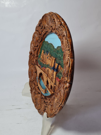 Резная разноцветная тарелка из дерева винтажная "г. Гейдельберг " Geschnitztes Holzwandteller, 24 x 3 см, Германия, 1960-70гг.