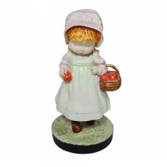 Фигурка винтажная John Sands  / Sarah Kay "Девочка с корзиной яблок", керамика, 12 см, Австралия, 1960-70гг.