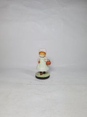 Фигурка винтажная John Sands  / Sarah Kay "Девочка с корзиной яблок", керамика, 12 см, Австралия, 1960-70гг.