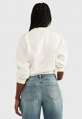 Tommy Hilfiger ADAPTIVE MOM ULTRA HIGH RISE DISTRESSED Straight leg jeans medium wash ADAPTIVE MOM ULTRA HIGH RISE DISTRESSS Джинсы прямого кроя средняя стирка