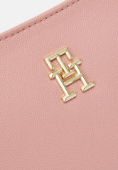 Tommy Hilfiger TIMELESS Handbag soothing pink ВНЕЗАПНАЯ сумка успокаивающий розовый