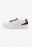 Tommy Hilfiger Trainers weiss/kombi кросовки белый/комби