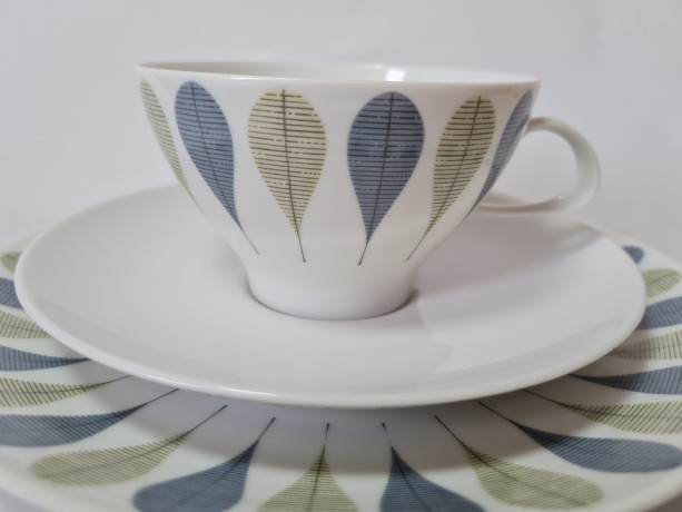 Thomas Винтажное чайное  фарфоровое трио "Листья" в зелено-синих тонах, Германия, 1960-70гг.