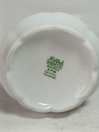 Ваза винтажная Royal KPM Bavaria, с розово-голубыми цветами, средний размер, ручная работа, фарфор, 21 см, Германия, 1970-80гг.