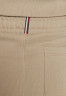 Tommy Hilfiger REGULAR SCRIPT  Tracksuit bottoms beige ОБЫЧНЫЙ СЦЕНАРИЙ Низ спортивного костюма бежевый