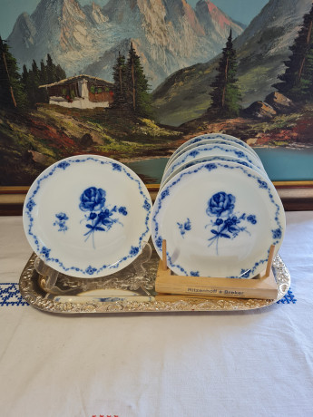 Набор винтажных фарфоровых тарелок Furstenberg, белый фарфор с синим цветочным декором, 6 шт х 18 x 2 см, Германия, 1960-70гг.