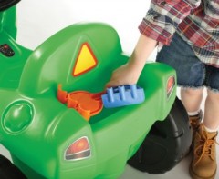 STEP2 Trettraktor mit Staufach Педальный трактор с отсеком для хранения