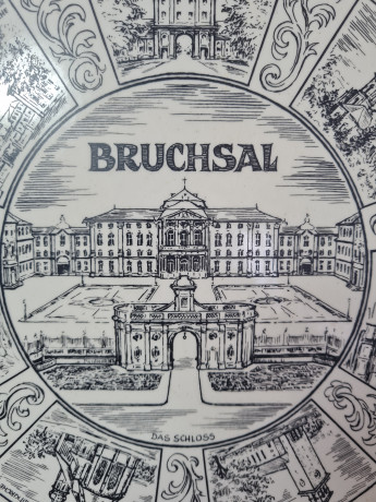 Goebel Bavaria Декоративная тарелка в черно-белых тонах "г.Брухзал", 32,5 x 2,5 см, Германия, 1960-70гг.