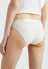 Tommy Hilfiger 3 PACK LOGO WAISTBAND  Briefs pink feather white desert sky НАБОР 3 ПОЯСОВ С ЛОГОТИПОМ Трусы розовое перо белое небо пустыни