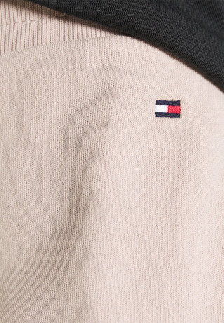 Tommy Hilfiger Tracksuit bottoms balanced beige Нижняя часть спортивного костюма сбалансированный бежевый