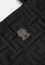 Tommy Hilfiger CHIC NYLON TOTE Tote bag black CHIC NYLON TOTE Сумка-тоут черный