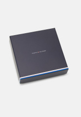 Tommy Hilfiger TIMELESS WALLET  Wallet space blue TIMELESS WALLET Кошелек космический синий