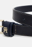 Tommy Hilfiger TIMELESS TOPSTITCH Belt space blue TIMELESS TOPSTITCH Ремень космический синий