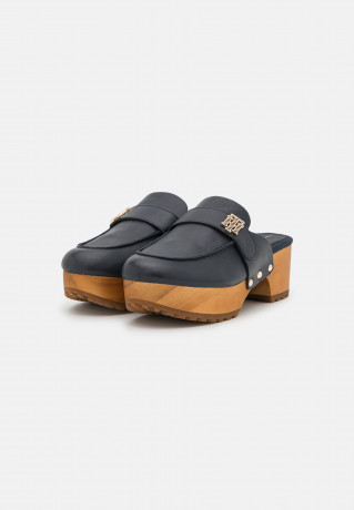 Tommy Hilfiger Clogs desert sky засоряет небо пустыни