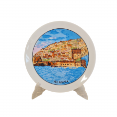 Kutahya Pottery Turkey Деокративная тарелка Белый фарфор с видами города Алания в светло-голубых тонах, 24,5 x 3 см, Турция, 1970-80гг.