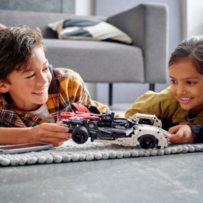 LEGO LEGO Technic 42137 Formula E Porsche 99X Electric LEGO Technic 42137 Формула E Porsche 99X Электрический