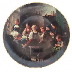 Hutschenreuther Декоратинвая тарелка "Урок вышивания" номерная 8119В, 20см, художник Vaulier, Германия, 1990г