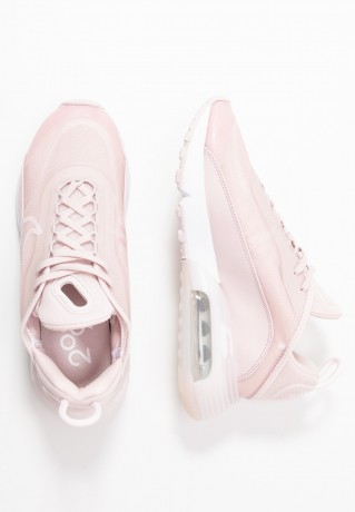 Nike Sportswear AIR MAX 2090 Sneaker low barely rose/white/metallic silver AIR MAX 2090 Низкие кроссовки женские едва розовый/белый/серебристый металлик