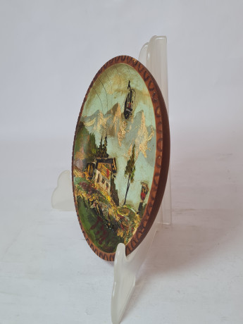 Декоративная тарелка винтажное, резьба по дереву, ручная работа, 18 x 2,5 см, Германия, 1960-70гг.