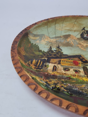 Декоративная тарелка винтажное, резьба по дереву, ручная работа, 18 x 2,5 см, Германия, 1960-70гг.