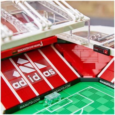 LEGO 10272 Old Trafford - Manchester United 10272 Олд Траффорд - Манчестер Юнайтед