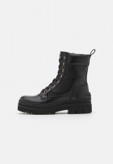 Tommy Hilfiger LACE UP ZIP BOOT MONOGRAM Platform ankle boots black LACE UP ZIP BOOT MONOGRAM Ботильоны на платформе черный