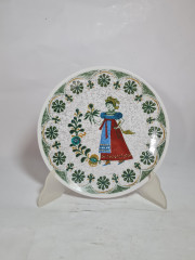 Тарелка декоративная винтажная Kurt Hammer с изображением девушки и растительным орнаментом, фарфор, 19.5 см, Германия, 1970-80гг.