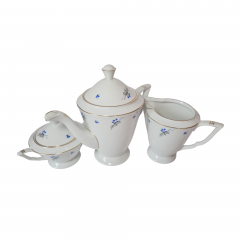 H&amp;C Chodau Czechoslovakia Набор  чайник, молочник, сахарница из белого фарфора с голубыми цветочками и серыми листьями с золотым ободком, Чехословакия, 1960-70гг.