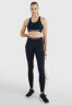 Tommy Hilfiger MID INTENSITY TAPE RACER BRA Medium support sports bra desert sky split logo tape MID INTENSITY TAPE RACER BRA Спортивный бюстгальтер со средней поддержкой лента с разделенным логотипом в пустыне