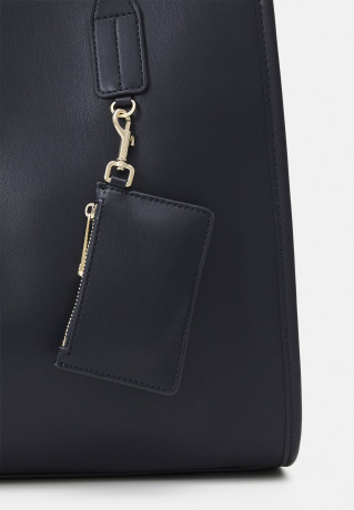 Tommy Hilfiger CITY SUMMER TOTE Tote bag space blue CITY SUMMER TOTE Сумка-тоут космический синий