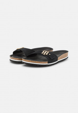 Tommy Hilfiger MOLDED FOOTBED FLAT  Mules black ПЛАТФОРМА С ФОРМОВАННЫМИ СТУПИЦАМИ Мюли черный