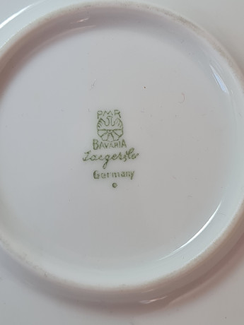 Набор посуды PMR Bavaria Jaeger & CO, белый фарфор с золотым декором, чаша+тарелка, 17 x 8 см, Германия, 1960-70гг.