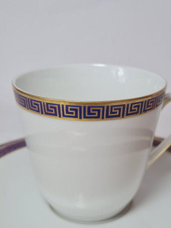 Чайное трио винтажное PMR Jager & Co Bavaria, белый фарфор с золотисто-голубым узором, 9,5 x 7 см / 15 см / 20,5 см, Германия, 1960-70гг.