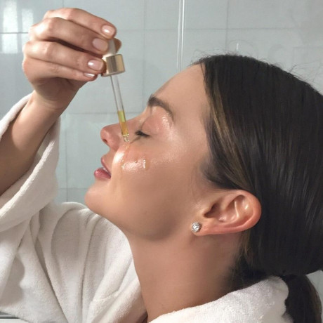 KORA Organics Noni Glow Face Oil  Масло для сияния лица нони 30мл