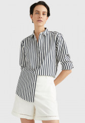 Tommy Hilfiger BANKER STP RELAXED Button-down blouse optic white/ desert sky stp BANKER STP RELAXED Блузка на пуговицах оптический белый/ пустынное небо stp