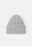 Tommy Hilfiger TIMELESS BEANIE Beanie light grey heather TIMELESS BEANIE Шапочка светло-серый вереск