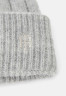 Tommy Hilfiger TIMELESS BEANIE Beanie light grey heather TIMELESS BEANIE Шапочка светло-серый вереск